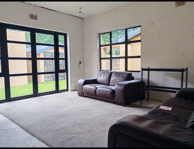 4 BEDROOM HOUSE FOR SALE IN THREE RIVERS PROPER